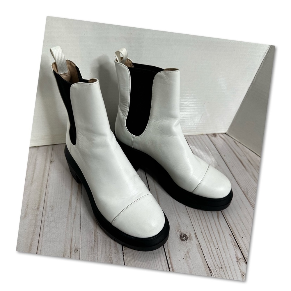 STUART WEITZMAN CHUNKY BOOTS